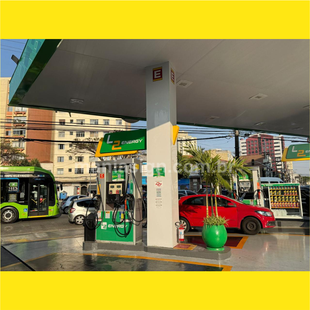 MOBILIÁRIO para ILHA de PISTA.